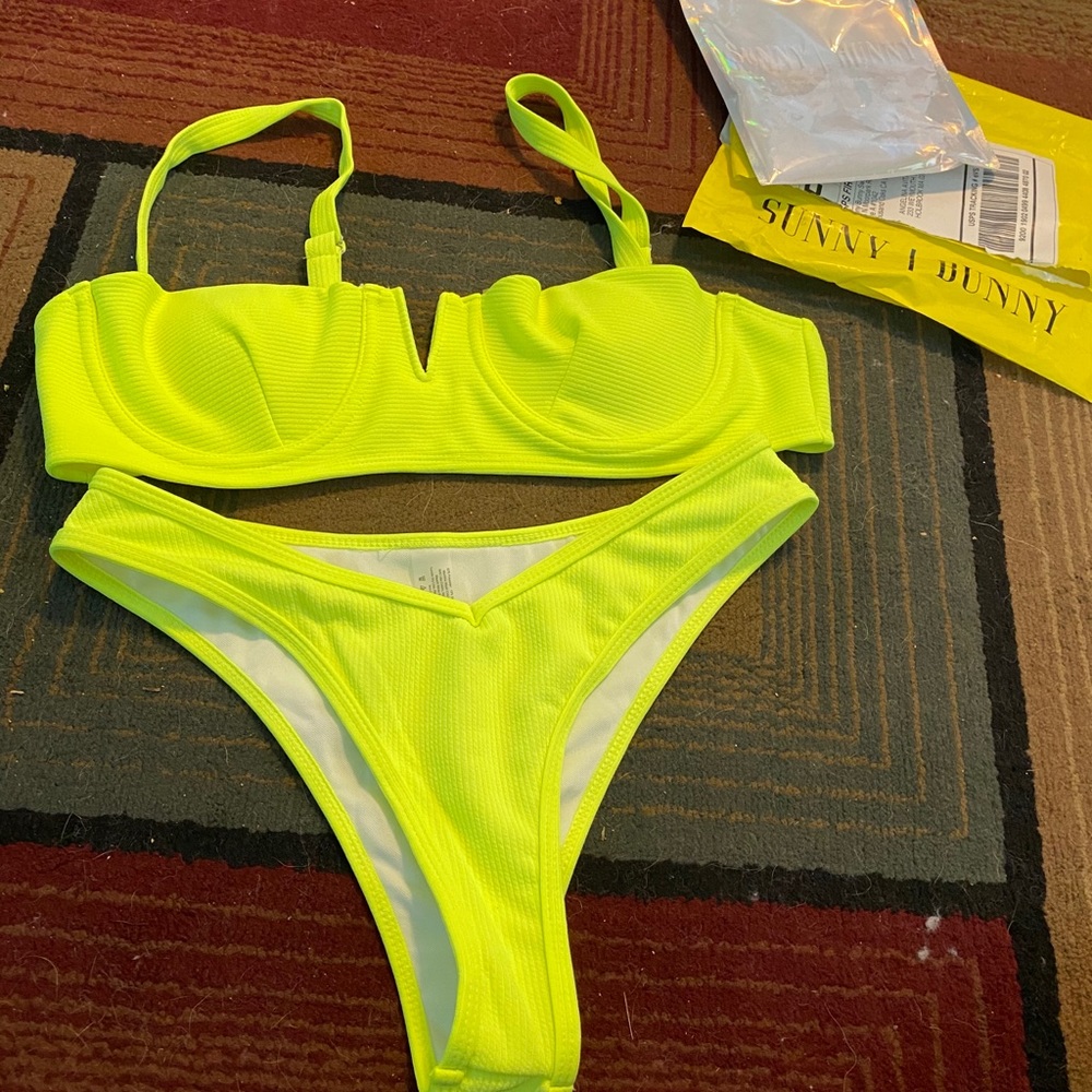 New sunny bunny bikini set